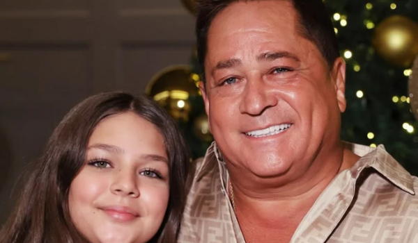 Leonardo surpreende neta com presente inusitado: cinco bezerros em aniversário de 15 anos