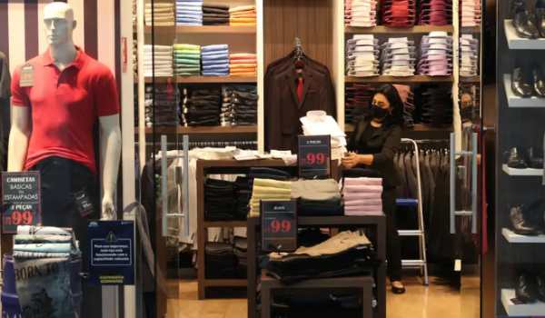 Dia das trocas: Procon esclarece quando o consumidor tem direito à troca de presentes após o Natal