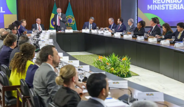 Rui Costa cobra melhor comunicação do governo Lula e gera clima tenso com chefe da Secom