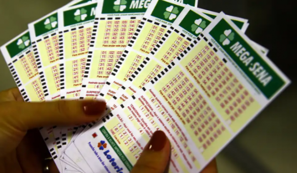 Mega-Sena acumula e próximo prêmio pode pagar R$ 80 milhões
