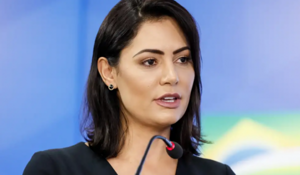 Após deixar comando do PL Mulher, equipe de Michelle Bolsonaro cria perfil 