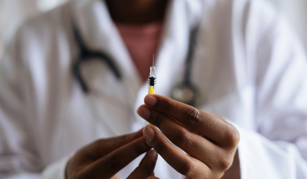 Cidades de Goiás têm baixa vacinação contra gripe; Novo Mundo registra só 6,21% 