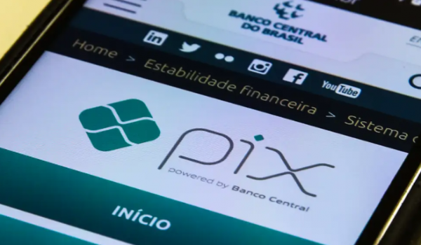 Pix automático começa a funcionar nesta segunda (16) e promete substituir boletos e débito automático