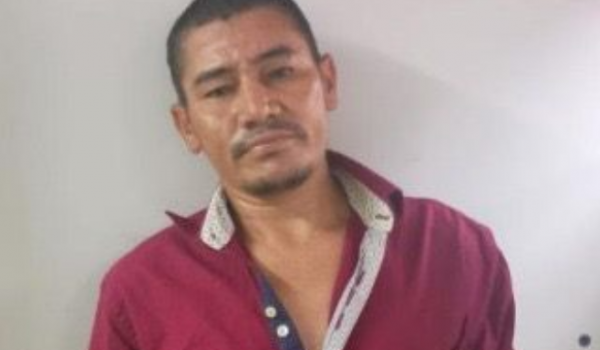 Homem é preso por agarrar mulher à luz do dia em mercado e mais vítimas surgem, em Rio Verde