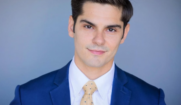 Saiba quem é o ator goiano que está no elenco de Greys Anatomy