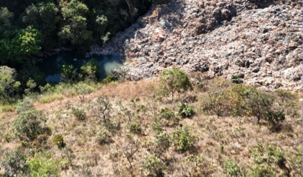 Semad intervém em desastre ambiental causado por lixão em Padre Bernardo