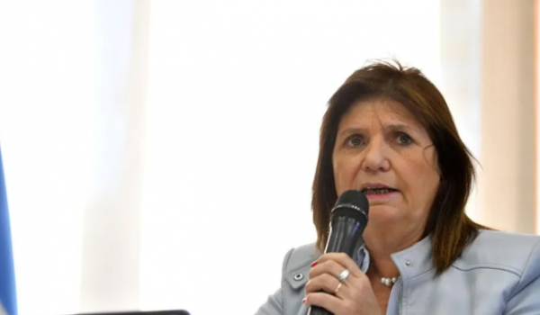 Senadora argentina faz apelo a Lula e pede normalização da relação diplomática com o Brasil