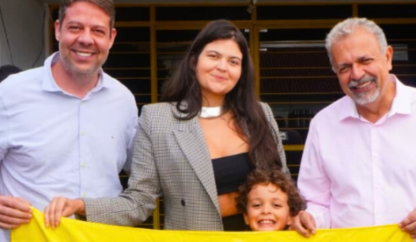 Aava Santiago anuncia filiação ao PSB e reforça projeto político em Goiás