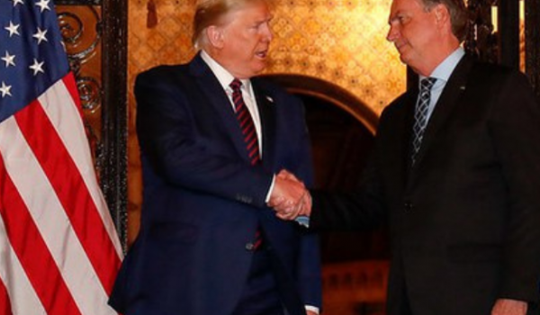 BOLSONARO PODE FALTAR A POSSE DE TRUMP, UMA VEZ QUE ESTÁ PROIBIDO DE DEIXAR O PAÍS 