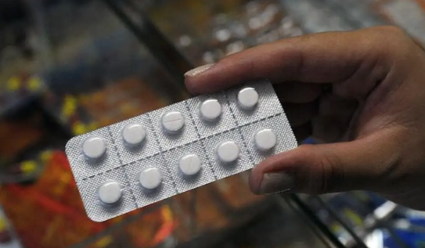 Estudo descarta relação entre uso de paracetamol na gravidez e autismo em crianças