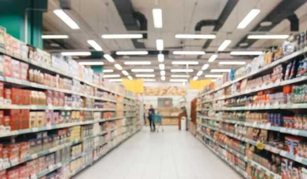 Supermercados de Goiás mudam horário e fecham mais cedo aos domingos