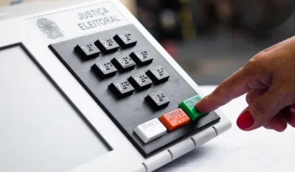 TSE fará reunião com embaixadores para explicar funcionamento das urnas eletrônicas