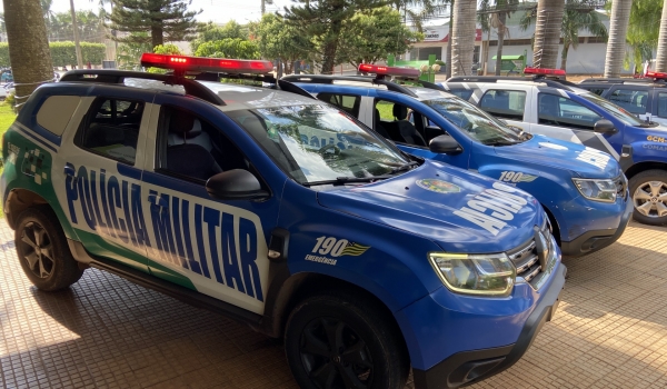 Homem expõe órgão sexual em frente à escola, em Rio Verde