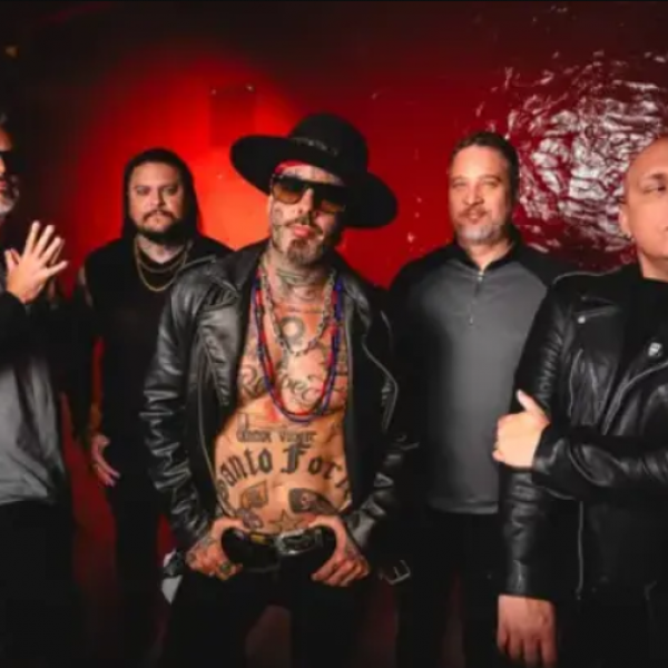 Festival reúne ícones do rock nacional em Goiânia com shows no Oscar Niemeyer