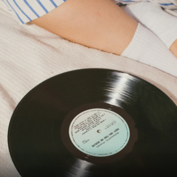 Pesquisa revela músicas mais usadas para clima íntimo