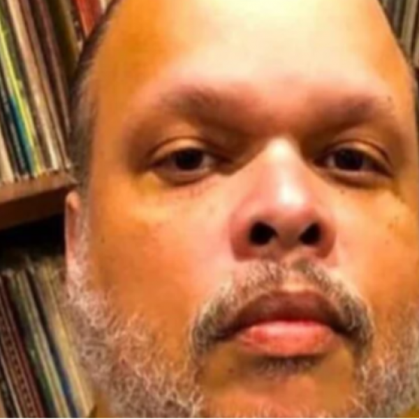 Ed Motta diz ser negro e gordo e nega agressão em restaurante no Rio