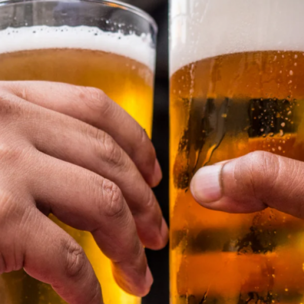 Justiça anula justa causa de frentista que bebeu cerveja no almoço