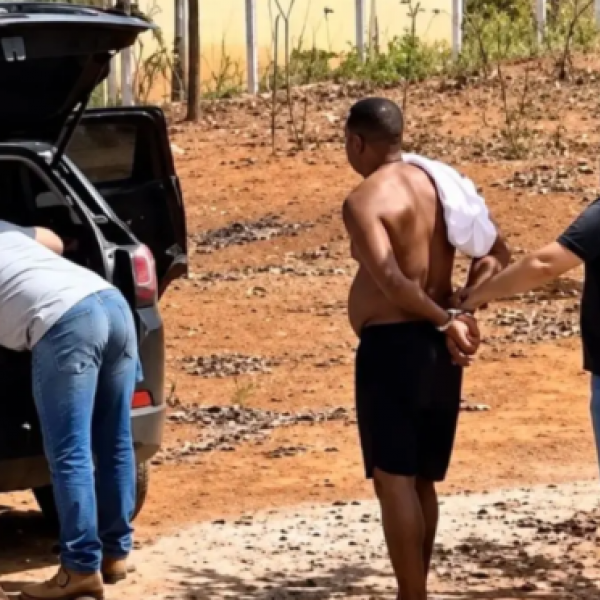 Homem é preso suspeito de aplicar golpes com jovens do futebol