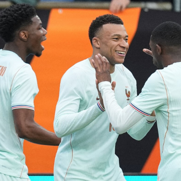 França assume liderança do ranking da Fifa e Brasil cai para a sexta posição a 71 dias da Copa