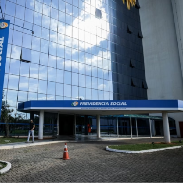 PF: investigados chamavam agentes públicos que recebiam propina no INSS de 