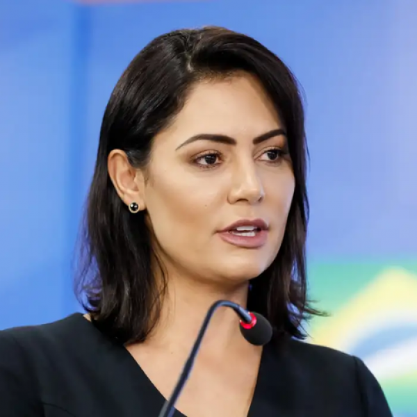 Após deixar comando do PL Mulher, equipe de Michelle Bolsonaro cria perfil 