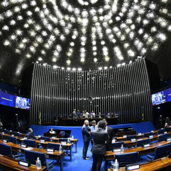 Senado aprova projeto de incentivo ao primeiro emprego para jovens