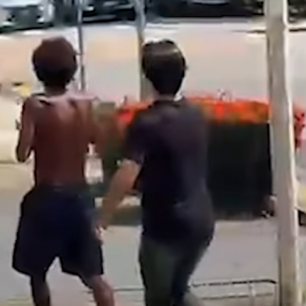 Universidade desliga estudantes de Direito envolvidos em ataque contra homem em situação de rua