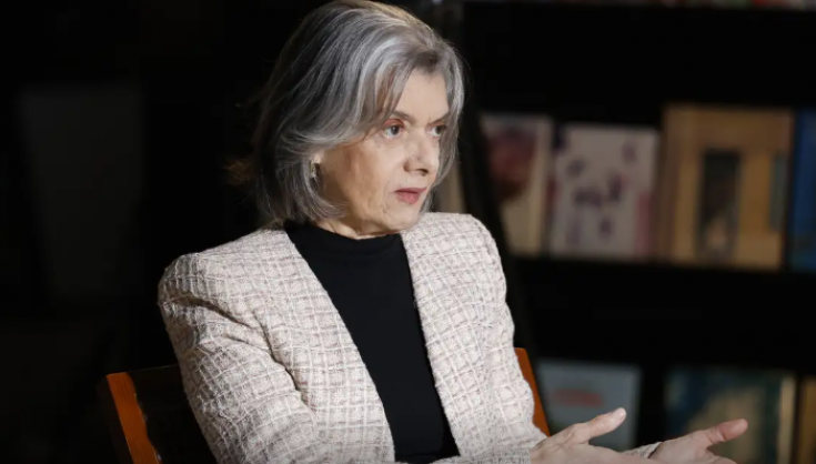 Cármen Lúcia diz que é aconselhada a deixar STF por ataques machistas